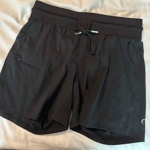 Woman’s Zyia shorts